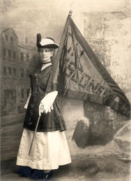 Theodora Youmans holding Wisconsin Flag, 1927.