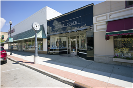 Structural glass storefront