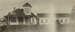 Black and white photograph of Old Treaty Hall.