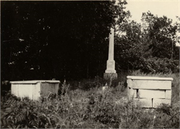 Brisbois grave, a view of the tomb of Michael Brisbois.