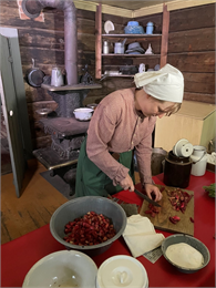 Randi choppiong rhubarb