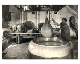 Dipping the Curd, 1914, Brodhead, Wis. WHI 1934.